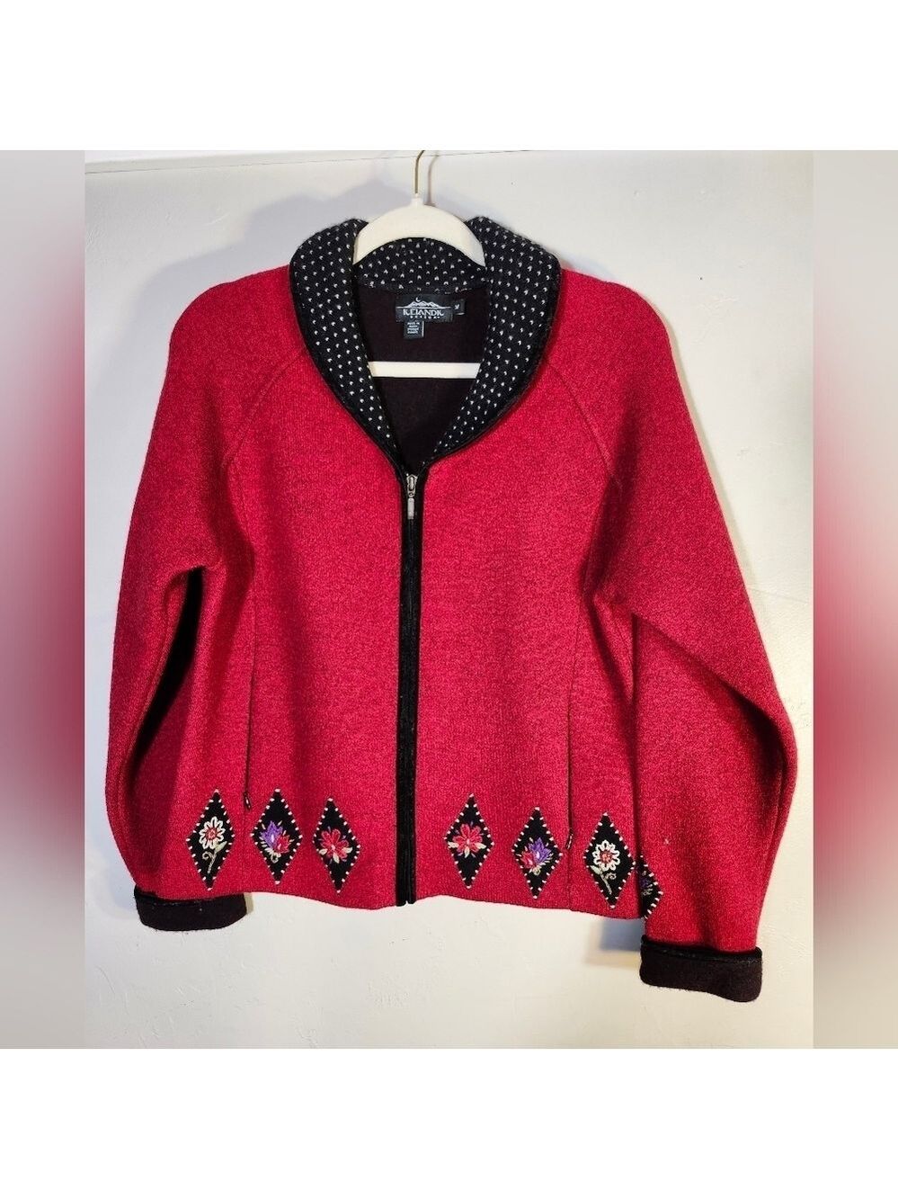 Icelandic Charming  design red wool jacket size M